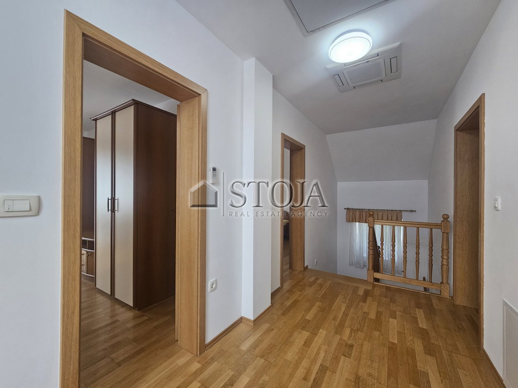 Lokacija: Ljubljana okolica, Domžale, Domžale