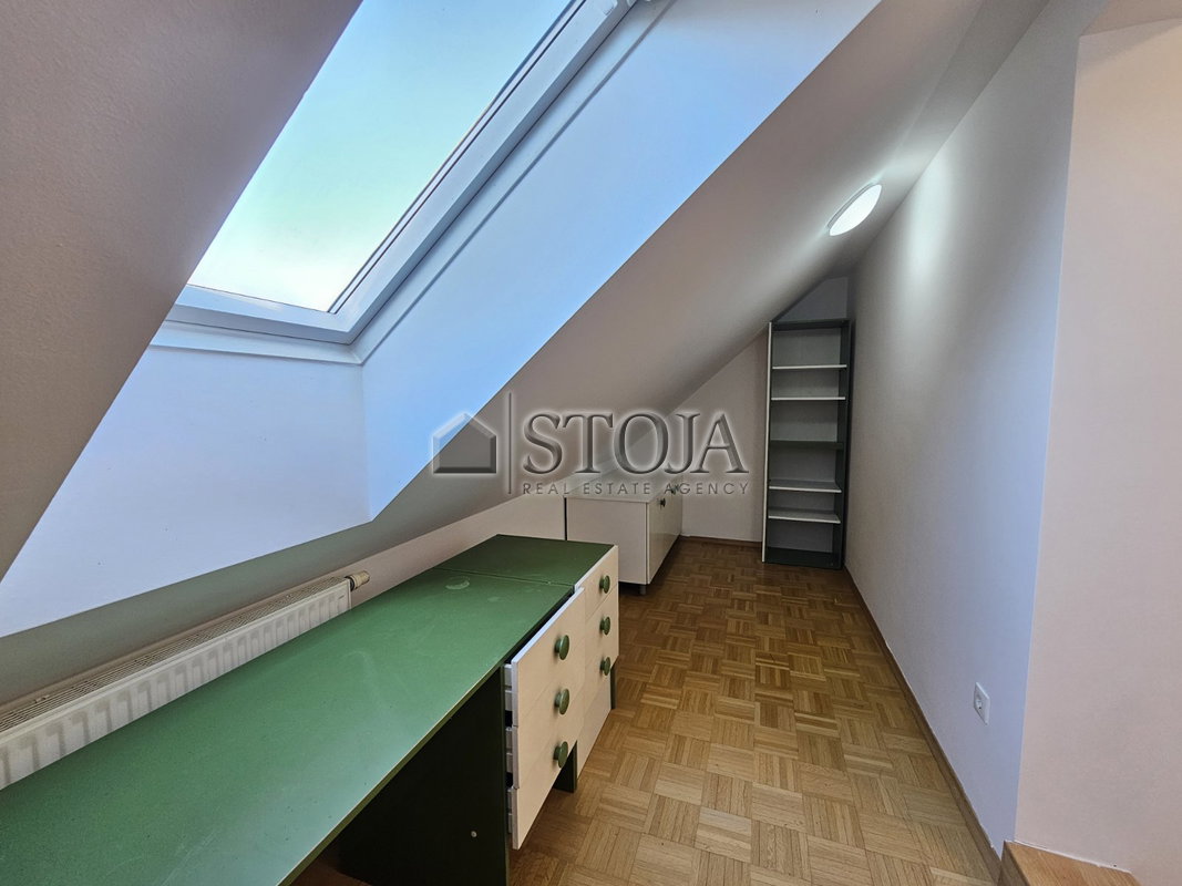 Location: Ljubljana okolica, Ivančna Gorica, Ivančna Gorica