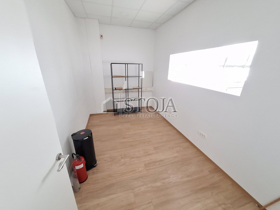 Lokacija: Ljubljana mesto, Moste-Polje, BTC