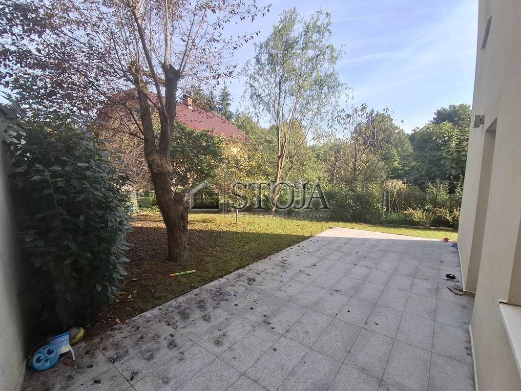 Lokacija: Ljubljana mesto, Bežigrad, Črnuče