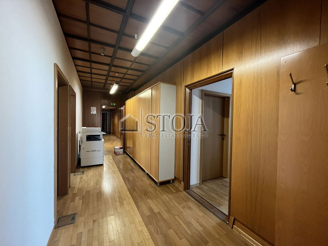 Location: Ljubljana City, Bežigrad, Črnuče