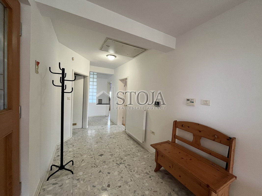 Location: Ljubljana mesto, Moste-Polje, Sostro