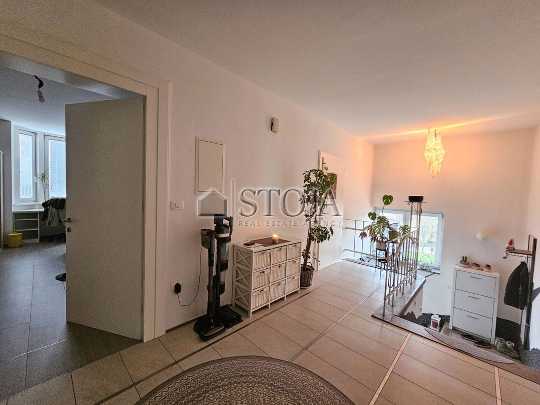 Lokacija: Ljubljana okolica, Medvode, Medvode