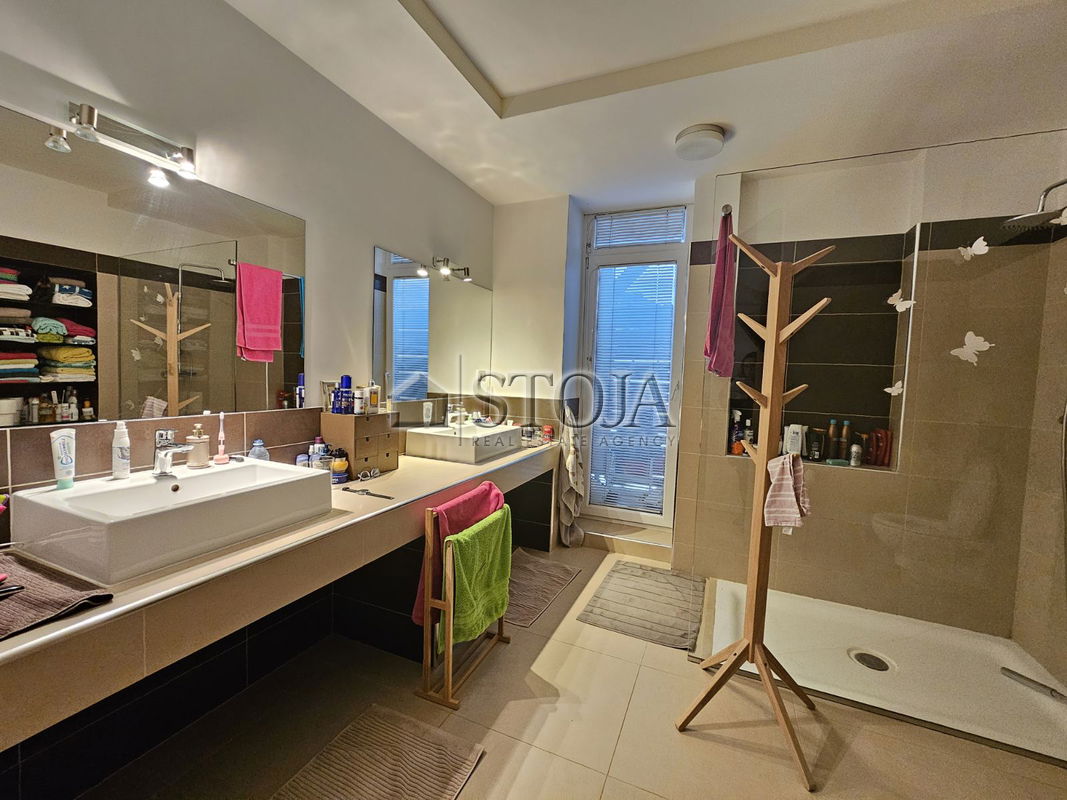 Lokacija: Ljubljana okolica, Medvode, Medvode