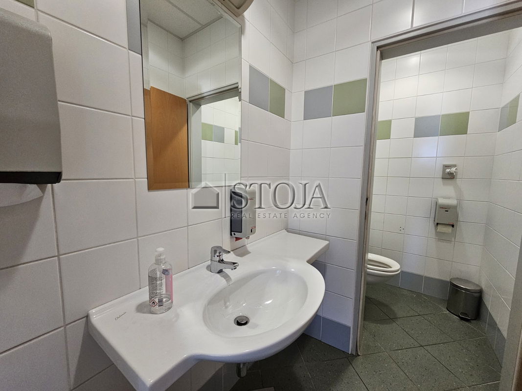 Location: Gorenjska, Kranj, Kranj