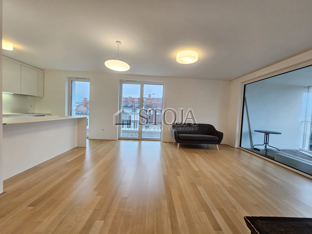 Lokacija: Ljubljana mesto, Center, Center