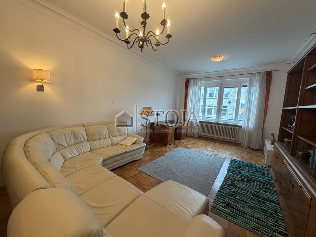 Location: Ljubljana mesto, Center, Center