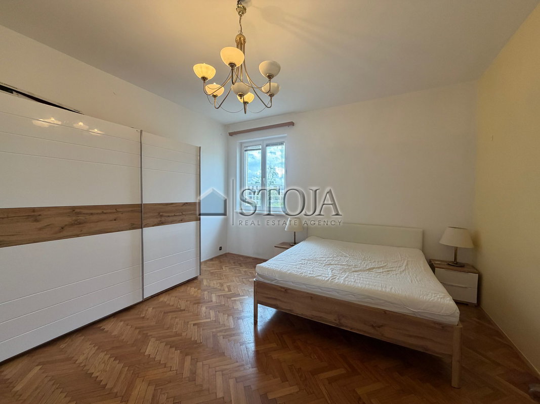 Location: Ljubljana mesto, Center, Center