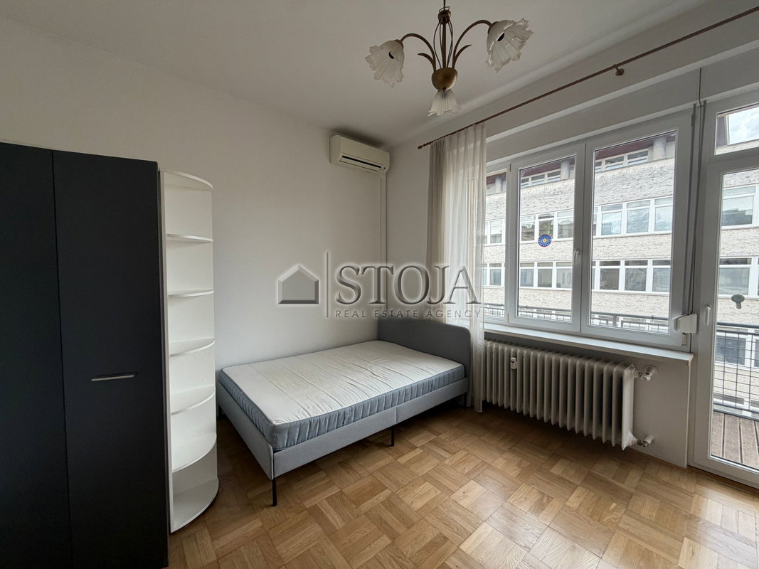 Location: Ljubljana mesto, Center, Center