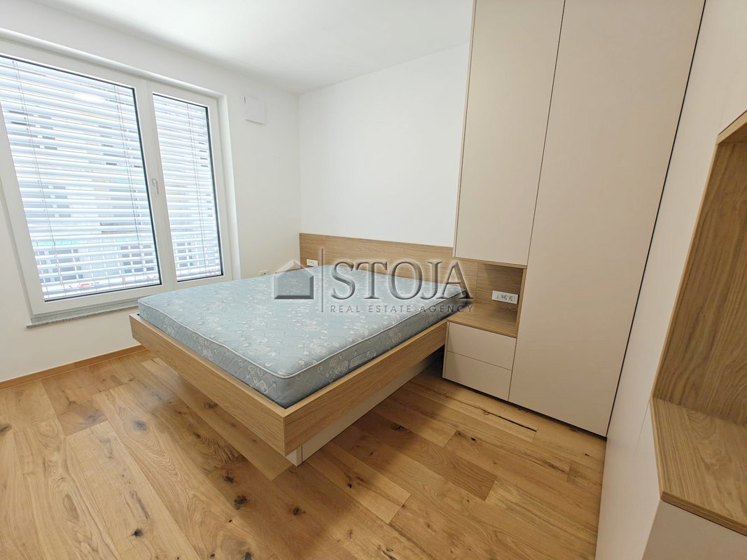 Location: Ljubljana mesto, Center, Vodmat
