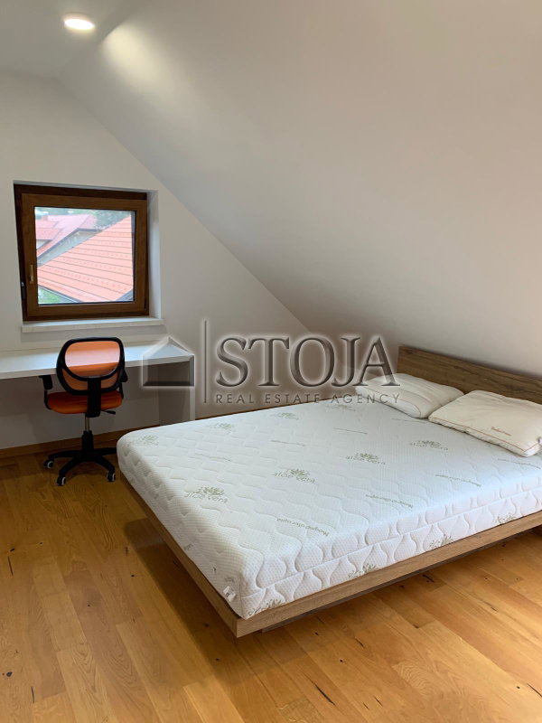 Location: Ljubljana okolica, Grosuplje, Grosuplje