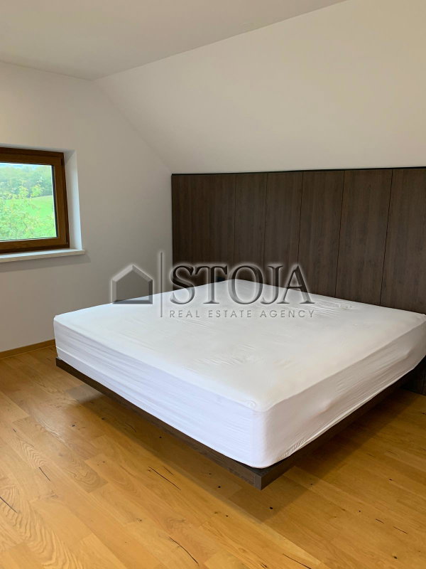 Location: Ljubljana okolica, Grosuplje, Grosuplje