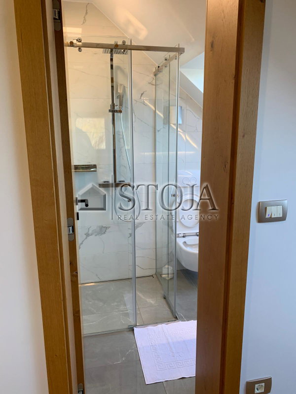 Location: Ljubljana okolica, Grosuplje, Grosuplje