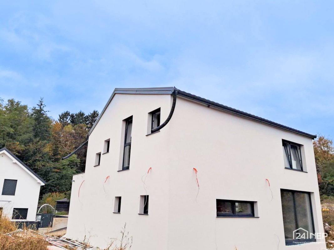 Lokacija: Podravska, Hoče - Slivnica, Radizel