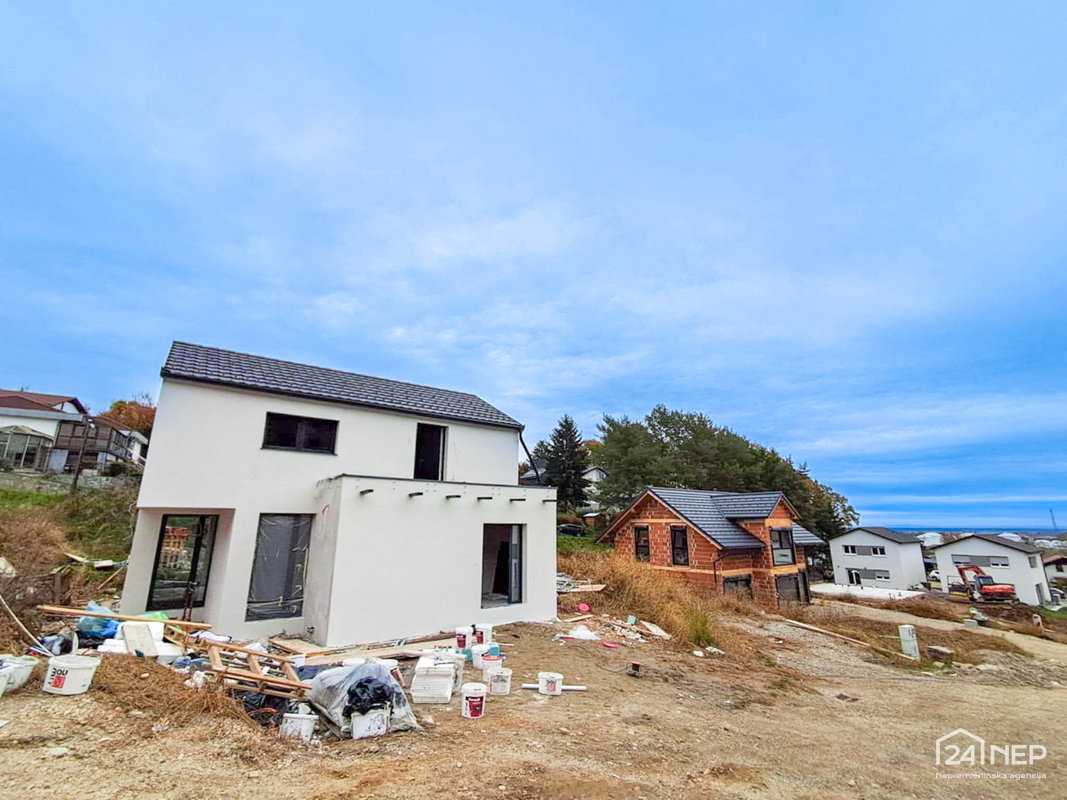 Lokacija: Podravska, Hoče - Slivnica, Radizel